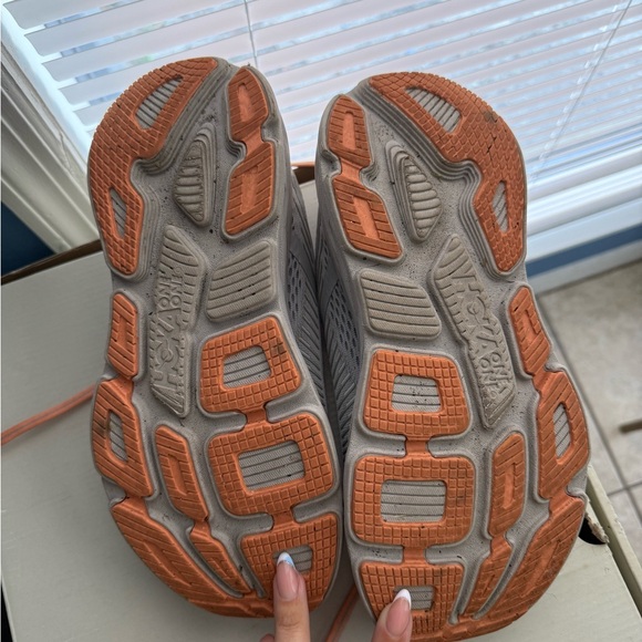 EUC - Hoka Women’s Bondi 7 ‘Harbor Mist’, size 8.5 - Picture 5 of 7